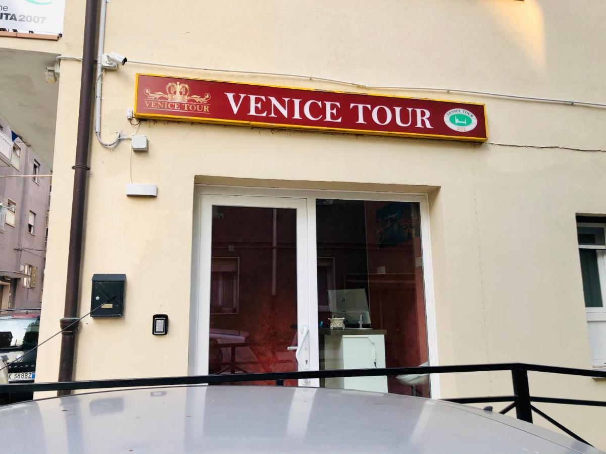 Hotel Venice Tour Местре Экстерьер фото